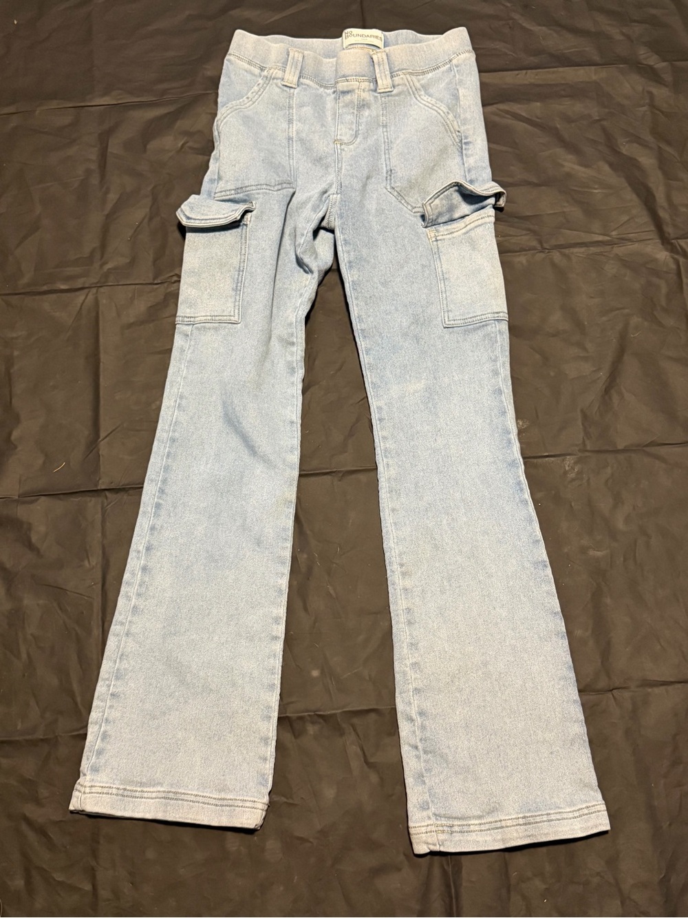 No Boundaries Cargo Jeans Light Wash Size S (4-6)